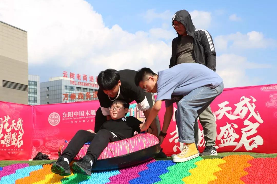 新闻81.jpg